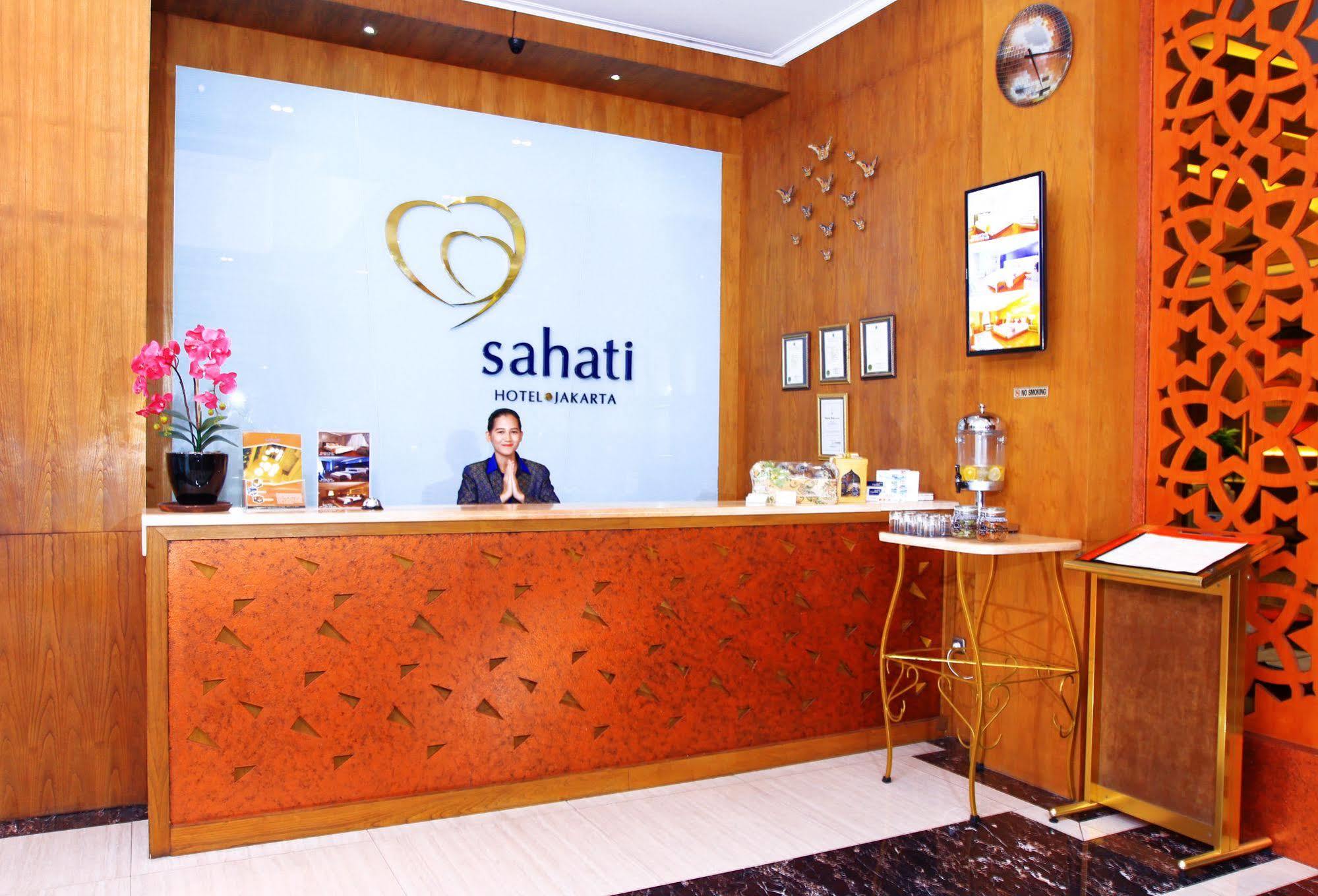 Sahati Hotel Yakarta Exterior foto